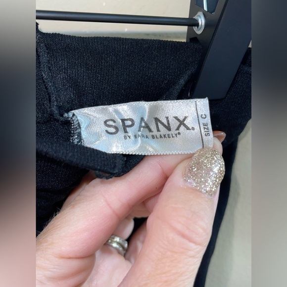 Spanx by Sara Blakely Panty Hose/ Tights Solid Black Size C - Picture 2 of 4